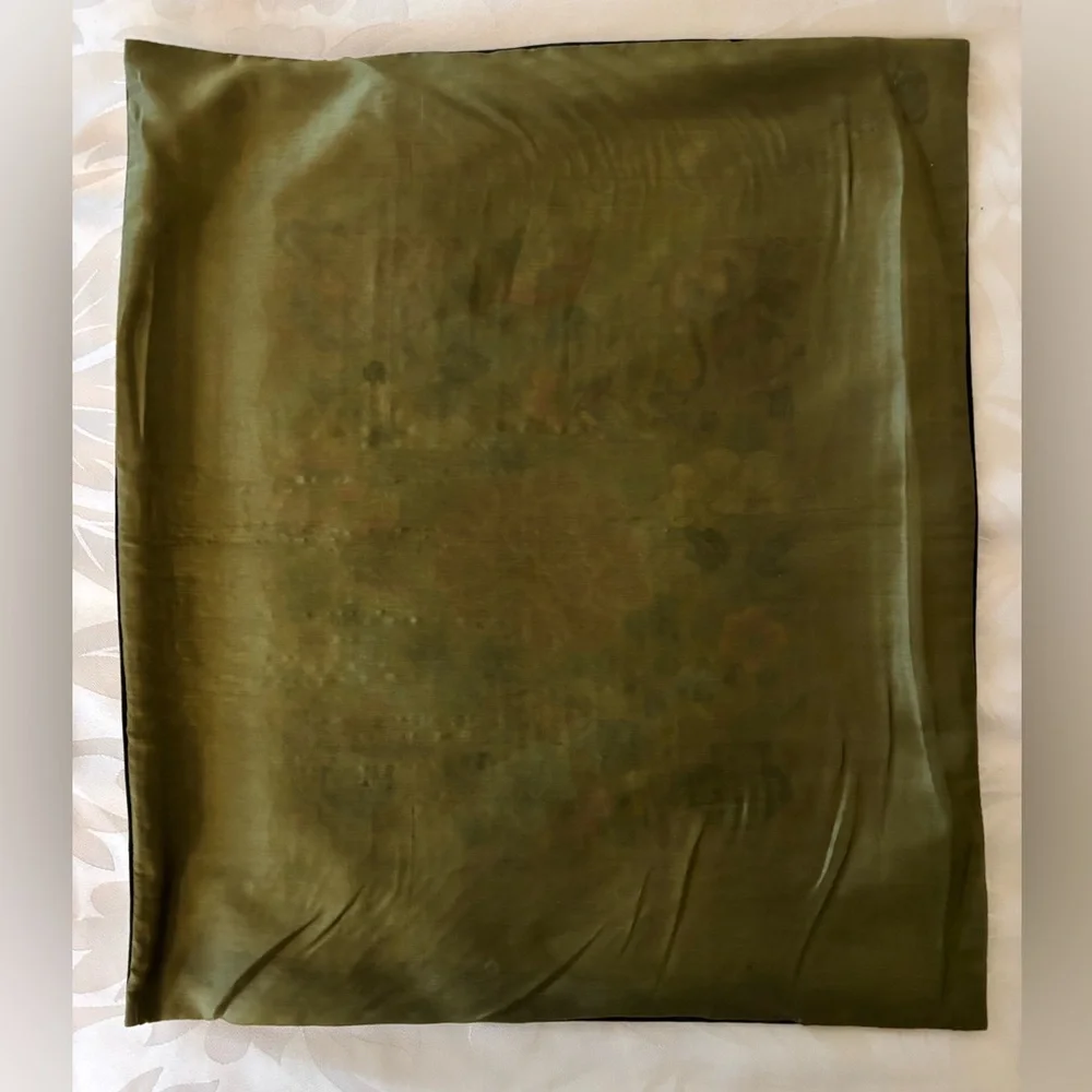 Antique Chinese Silk Embroidery Panel or Wall Hanging